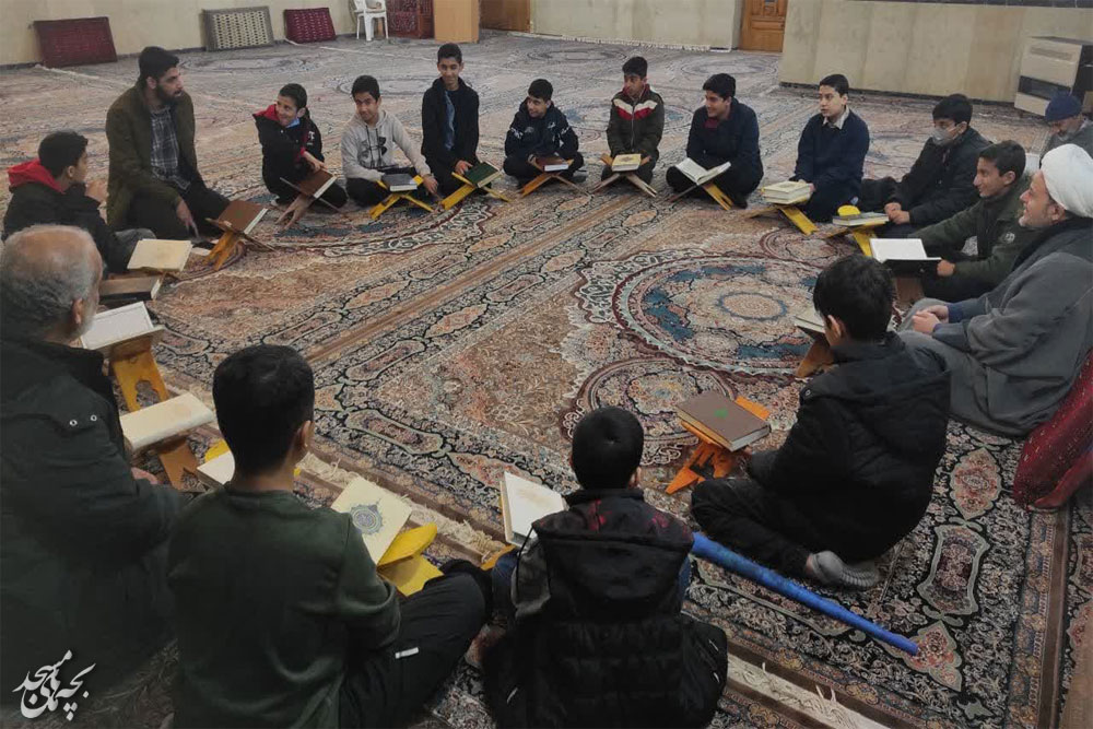 مراسم آموزش و تفسير قرآن مسجد قائم پايين بهشهر