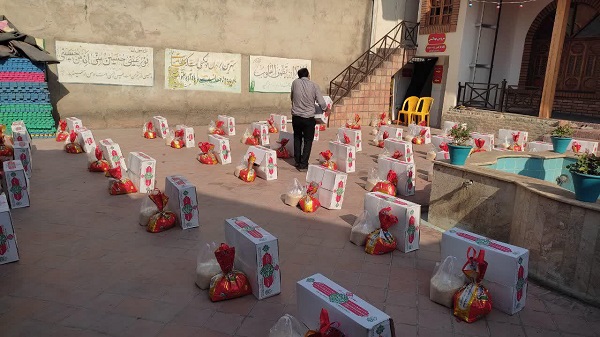 1200 بسته گوشت بين نيازمندان مازني به مناسبت عيد غدير توزيع شد 7