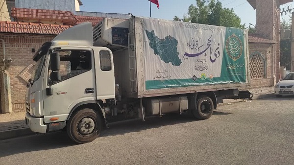 1200 بسته گوشت بين نيازمندان مازني به مناسبت عيد غدير توزيع شد 5