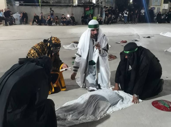 تعزيهخواني با موضوع مرثيهسرايي (قوم بنياسد) با اجراي اعضاي کانون «عترت ياسين» ساري