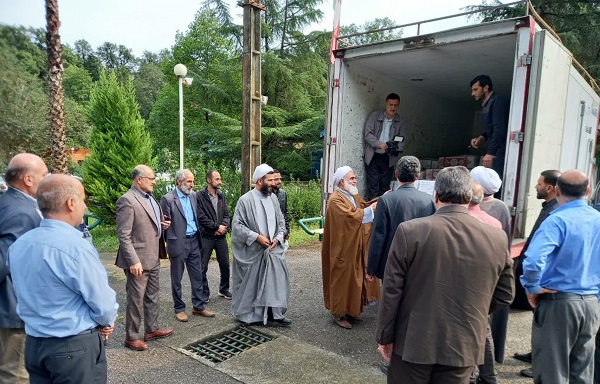 1200 بسته گوشت بين نيازمندان شهرستان هاي غرب مازندران توزيع شد 10