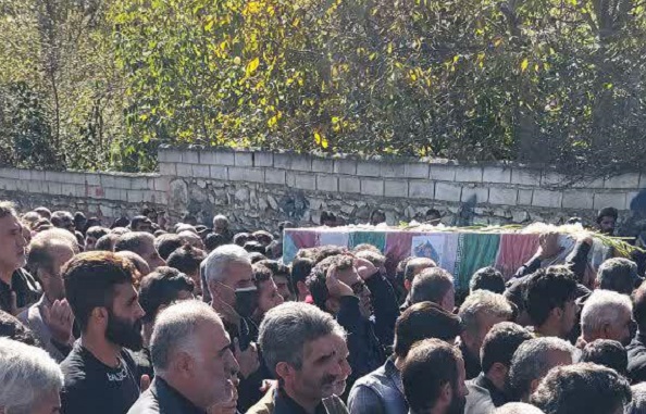 پيکر شهيد «وجيه الله آذرنگ کارمزدي» در گلزار شهدا کارمزد سوادکوه به خاک سپرده شد 7